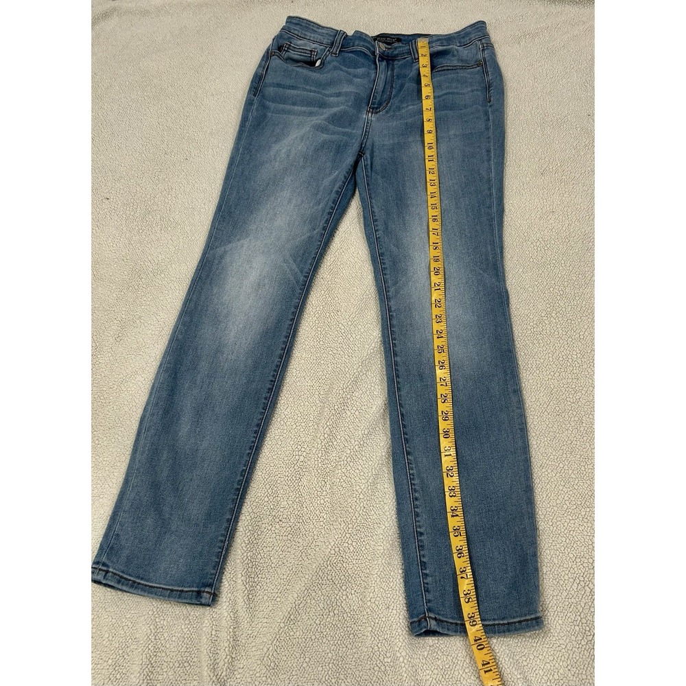 Judy Blue Womens Straight Fit Medium Wash Jeans Size 13/31 - Picture 6 of 8